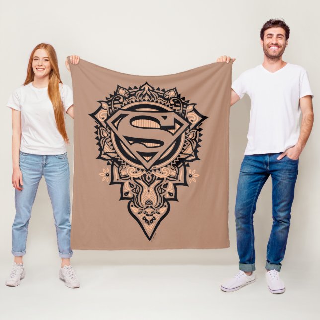 Supergirl Mandala Graphic Fleecefilt (På plats)