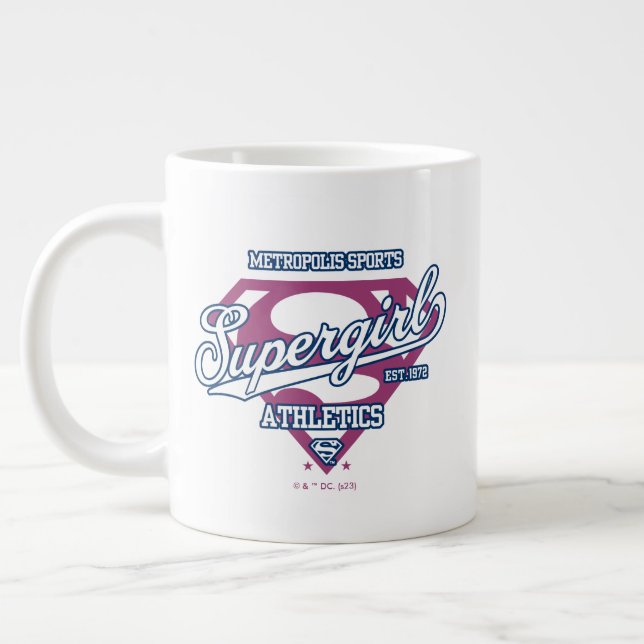 Supergirl Metropolis Sports Athletics Graphic Jumbo Mugg (Vänster)