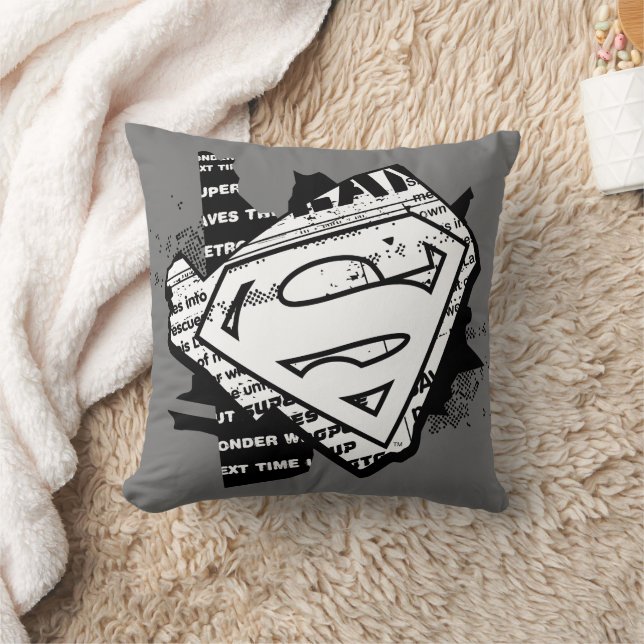 Supergirl Newsprint S-Shield Kudde (Filt)