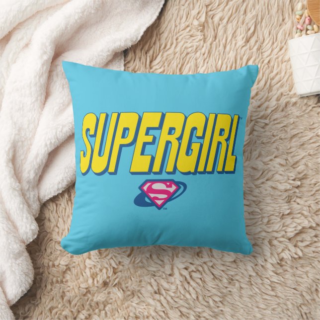 Supergirl Pop-logotyp Kudde (Filt)