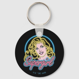 Supergirl Retro Neon Ljus Graphic Nyckelring