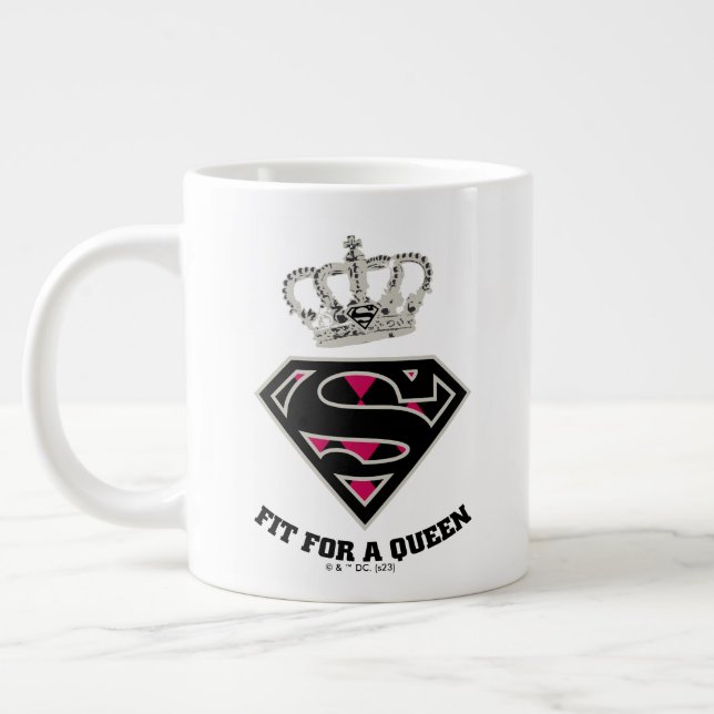 Supergirl S-Shield "Passar en drottning" Jumbo Mugg (Vänster)
