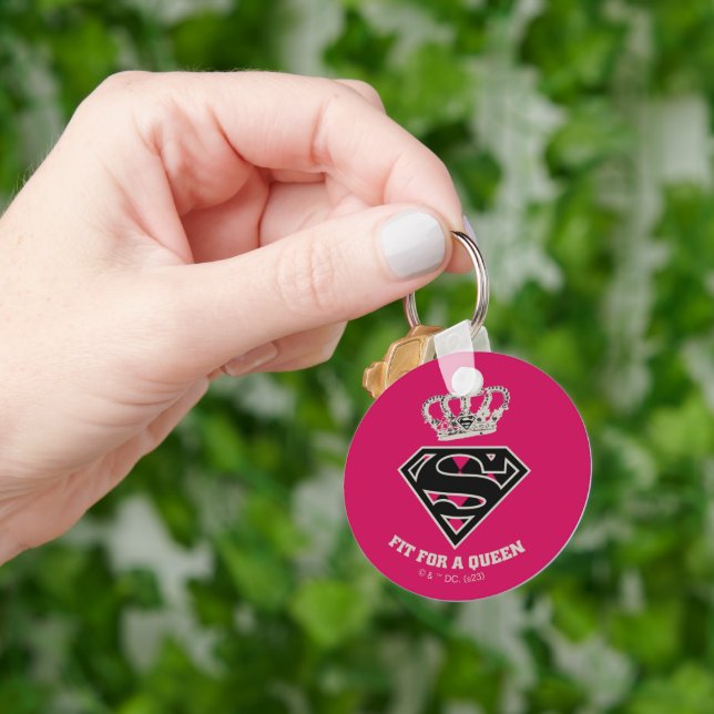 Supergirl S-Shield "Passar en drottning" Nyckelring (Hand)