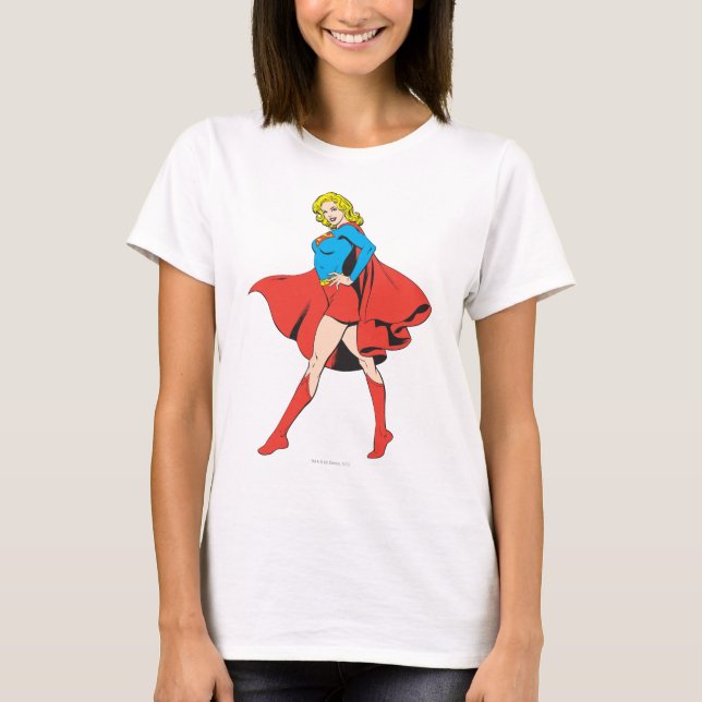 Supergirl Strejka a Pose Tee Shirt (Framsida)