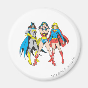 Superheroines Pose Magnet