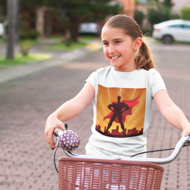 Superhjälte T-Shirt (Skapare uppladdad)