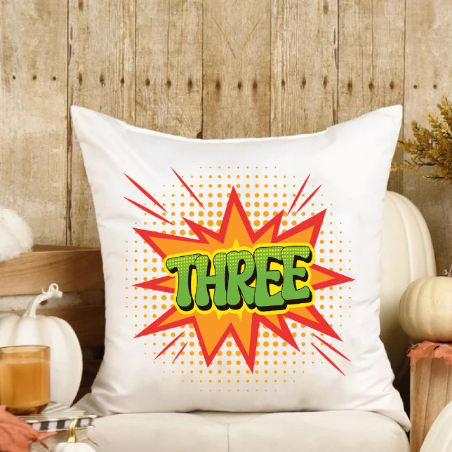 Superhjälte Theme Tre år gamla barn Grattis på föd Kudde (Superhero Theme Three year old kids Happy Birthday Throw Pillow)