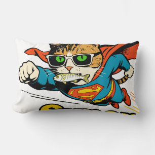Superkatt flyger med fisk  lumbarkudde