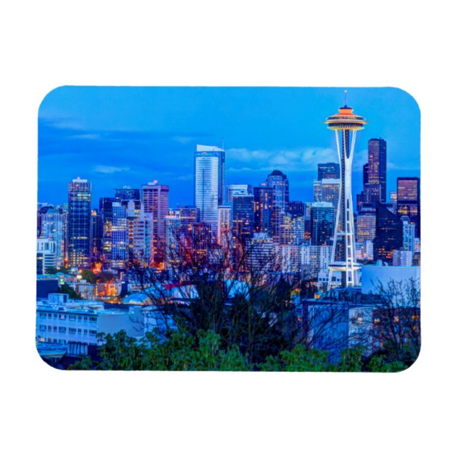Supermåne stiger nära Seattle-siluetten Magnet (Horisontell)