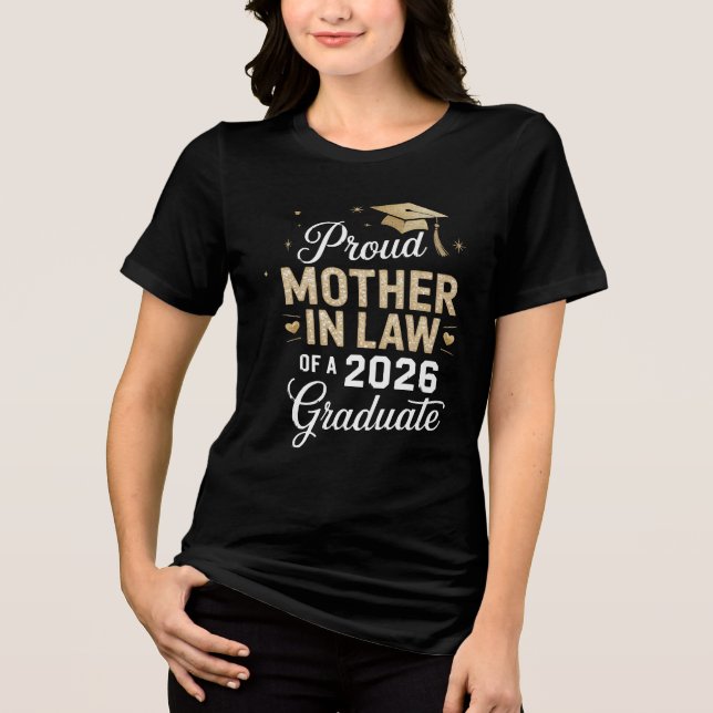 Superstolt svärmor till 2026 års examen t shirt (Framsida)