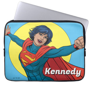Supertjej som flyger i Blue Kostym Laptop Fodral
