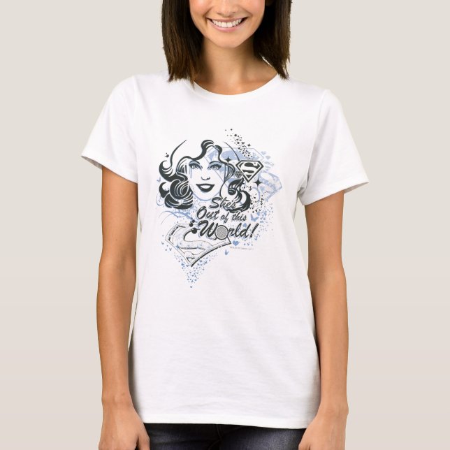 Supertjejen hon är ute ur världen! t shirt (Framsida)