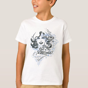 Supertjejen hon är ute ur världen! t-shirt