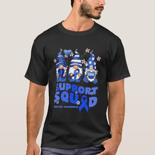 Support Squad Diabetes Awareness Gnome Blue Ribbon T Shirt (Framsida)