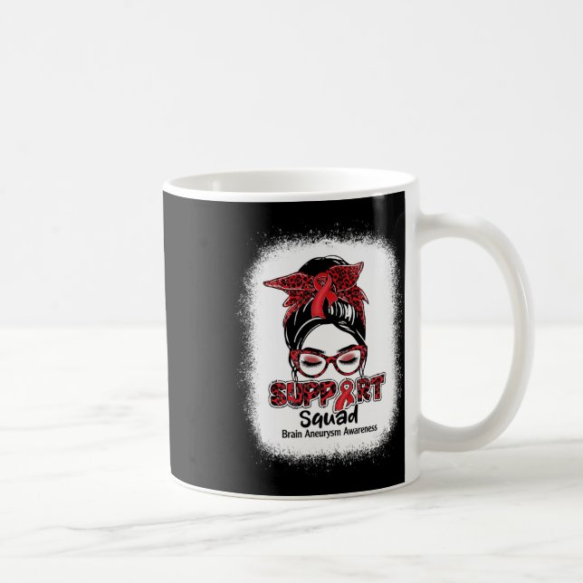 Support Squad Messy Bun Burgunderfärgad Band Brain Kaffemugg (Höger)