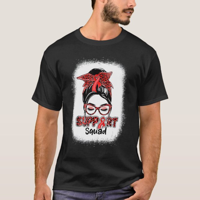 Support Squad Messy Bun Red Ribbon Heart Disease A T Shirt (Framsida)
