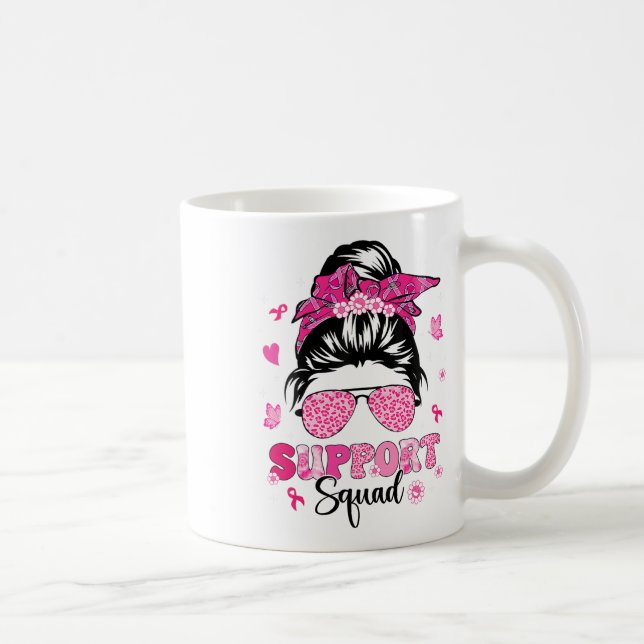Support Squad Messy Bun Rosa Warrior Breast Cancer Kaffemugg (Höger)