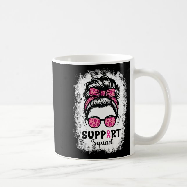 Support Squad Messy Bun Rosa Warrior Breast Cancer Kaffemugg (Höger)