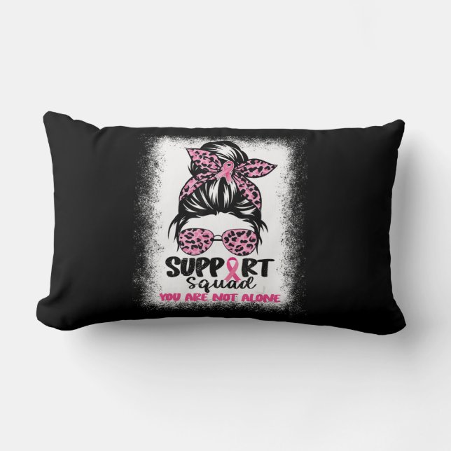 Support Squad Messy Bun Rosa Warrior Breast Cancer Lumbarkudde (Framsida)