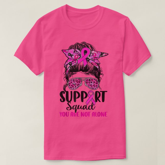 Support Squad Messy Bun Rosa Warrior Breast Cancer T Shirt (Design framsida)