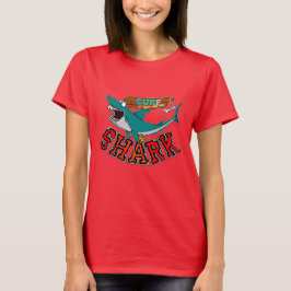 Surf avec requin t shirt