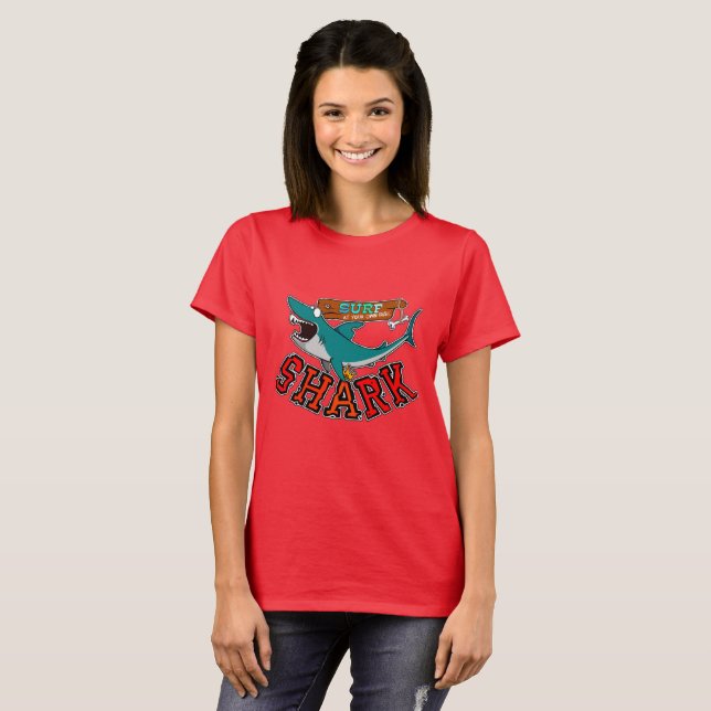 Surf avec requin t shirt (Hel framsida)