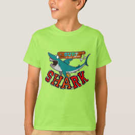 Surf avec requin t shirt