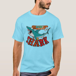 Surf avec requin t shirt
