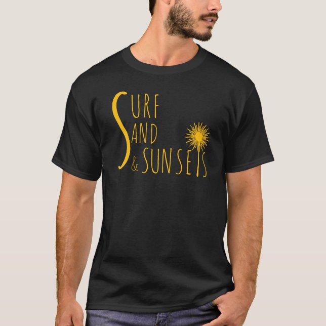 Surf Sand Solnedgångar Beach Vibes T-Shirt (Framsida)