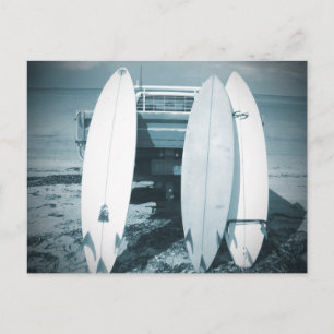 Surfa 3-surfingbrädor med blå surfbräda vykort