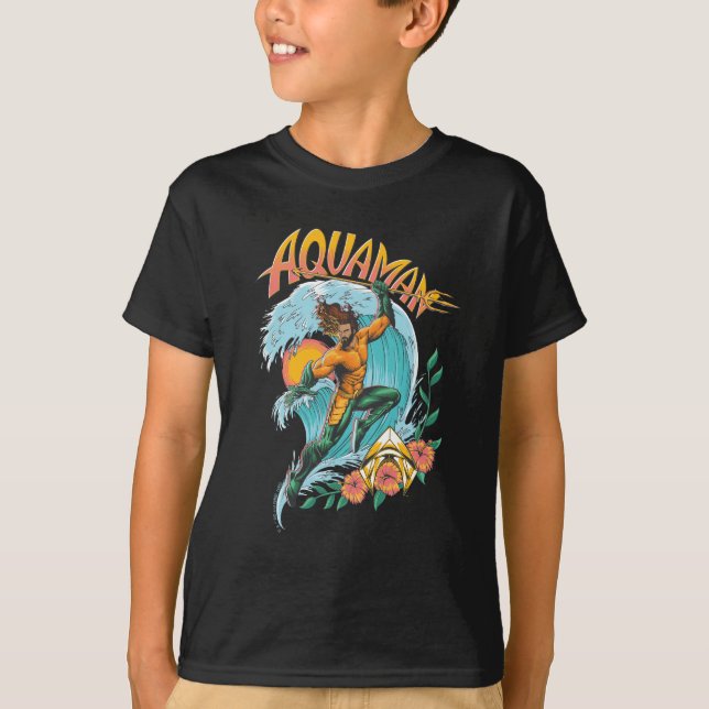 Surfa av Aquaman och Trident Stigning Graphic T Shirt (Framsida)