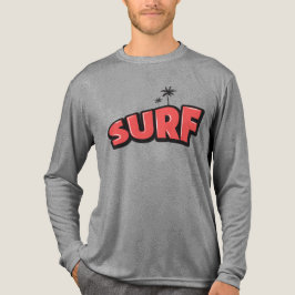 Surfa, bara surfa. I rött T Shirt