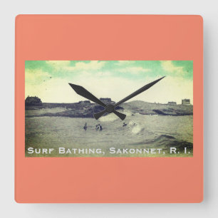 Surfa Bathing, Sakonnet, RI (Warren's Point, LC) Fyrkantig Klocka