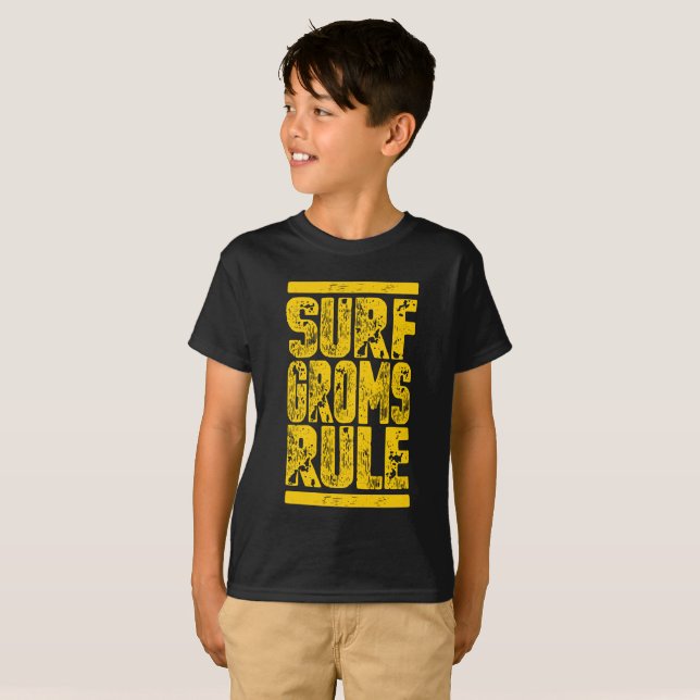 Surfa Groms Rule!!! (gul) T Shirt (Hel framsida)