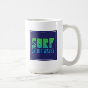 Surfa på vågaraffischen kaffemugg