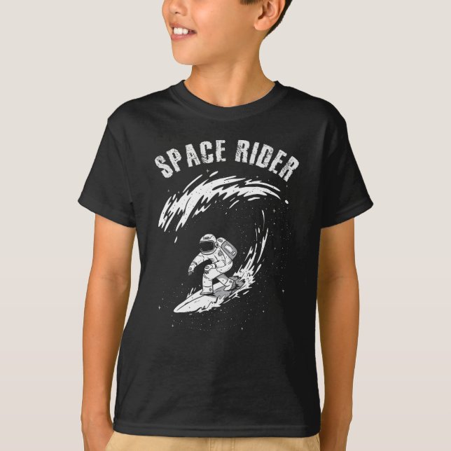 Surfande astronaut rymdåkare t shirt (Framsida)