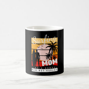 Surfande Mamma som ett normalt Mamma, men kylare Kaffemugg