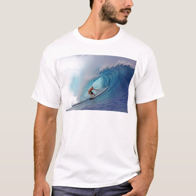 Surfande stora Mentawaiöarna Tee Shirt (Framsida)