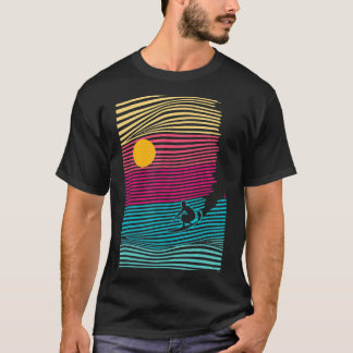 Surfande Vinkar Surfer Beach Ocean Retro Sports Kä T Shirt
