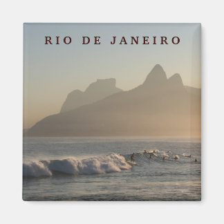 "Surfare at Arpoador, Rio de Janeiro"-magnet Magnet
