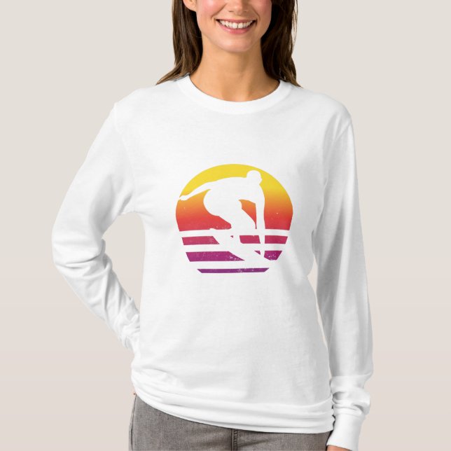 Surfare Retro Surfing Solnedgång T Shirt (Framsida)