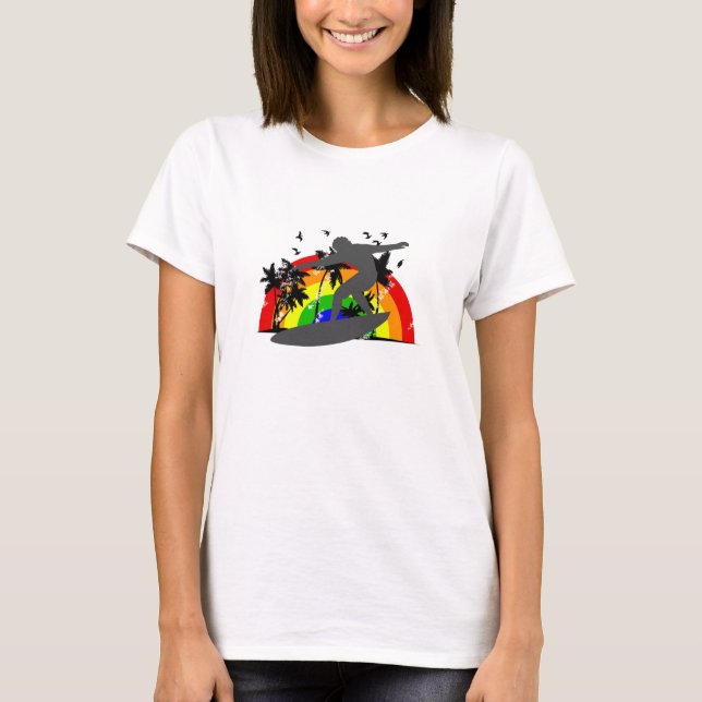 Surfaren med regnbåge tee shirt (Framsida)