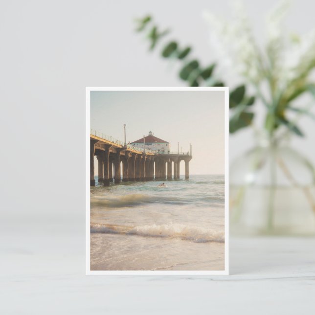 Surfaren vid Manhattan Beach Pier solnedgång Los A Vykort (Stående Fram)