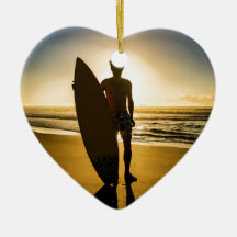 Surfaresilhouette under soluppgång