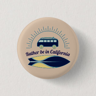 Surfboard och Camper California Knapp