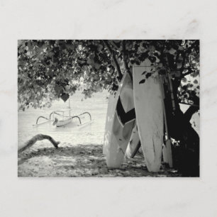 Surfboard under Träd Vykort