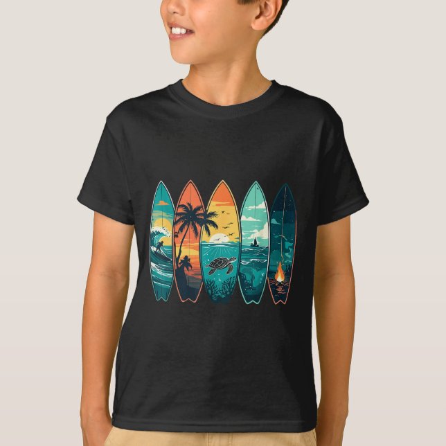 Surfboards Sunset Ocean Beach Vibe Surfer  T Shirt (Framsida)