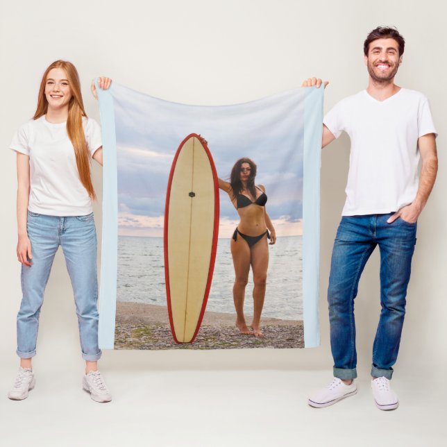 SURFER BIKINI GIRL BLANKET FLEECEFILT (På plats)