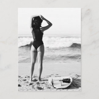 Surfer Girl Black & white Photo Vykort