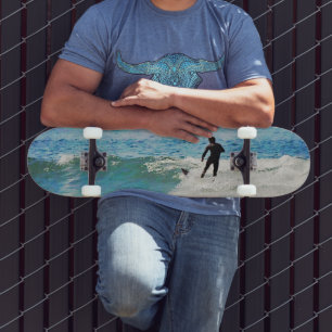 Surfer på Wave Skateboard Deck